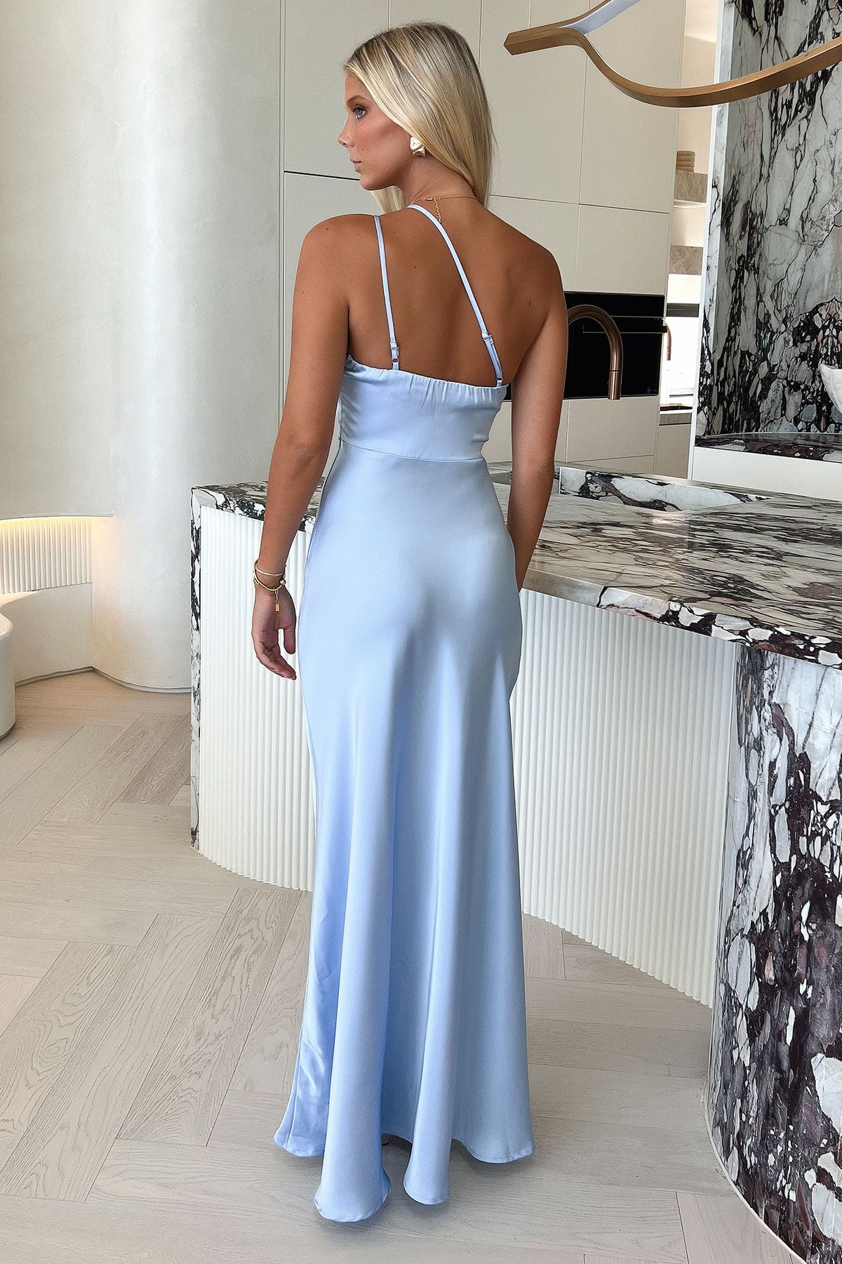 Aurelia One-Shoulder Satin Maxi Dress - Azul