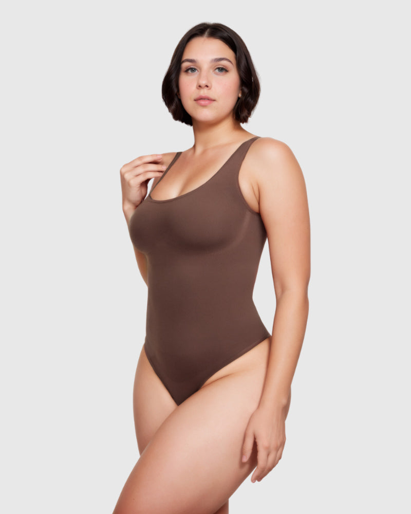 Body modellante con scollo quadrato