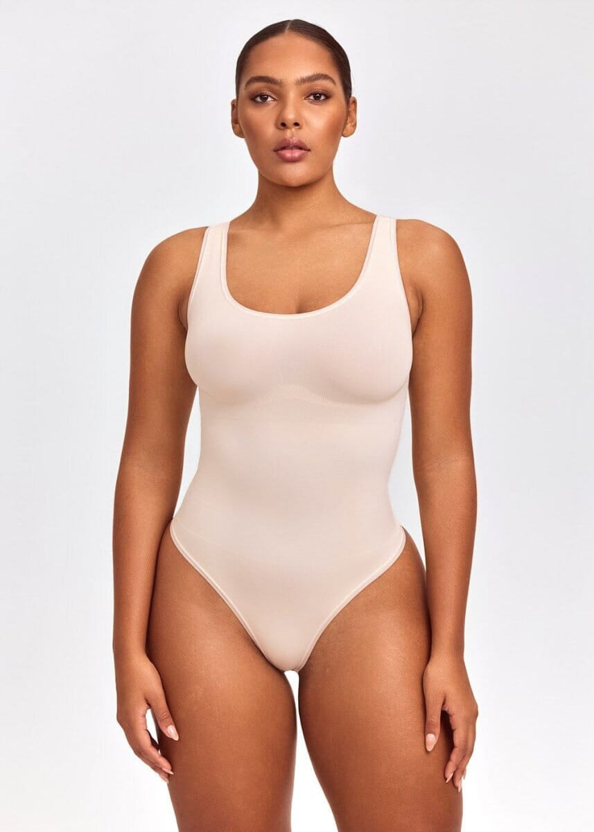 Body modellante con scollo quadrato