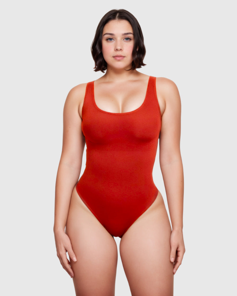 Body modellante con scollo quadrato