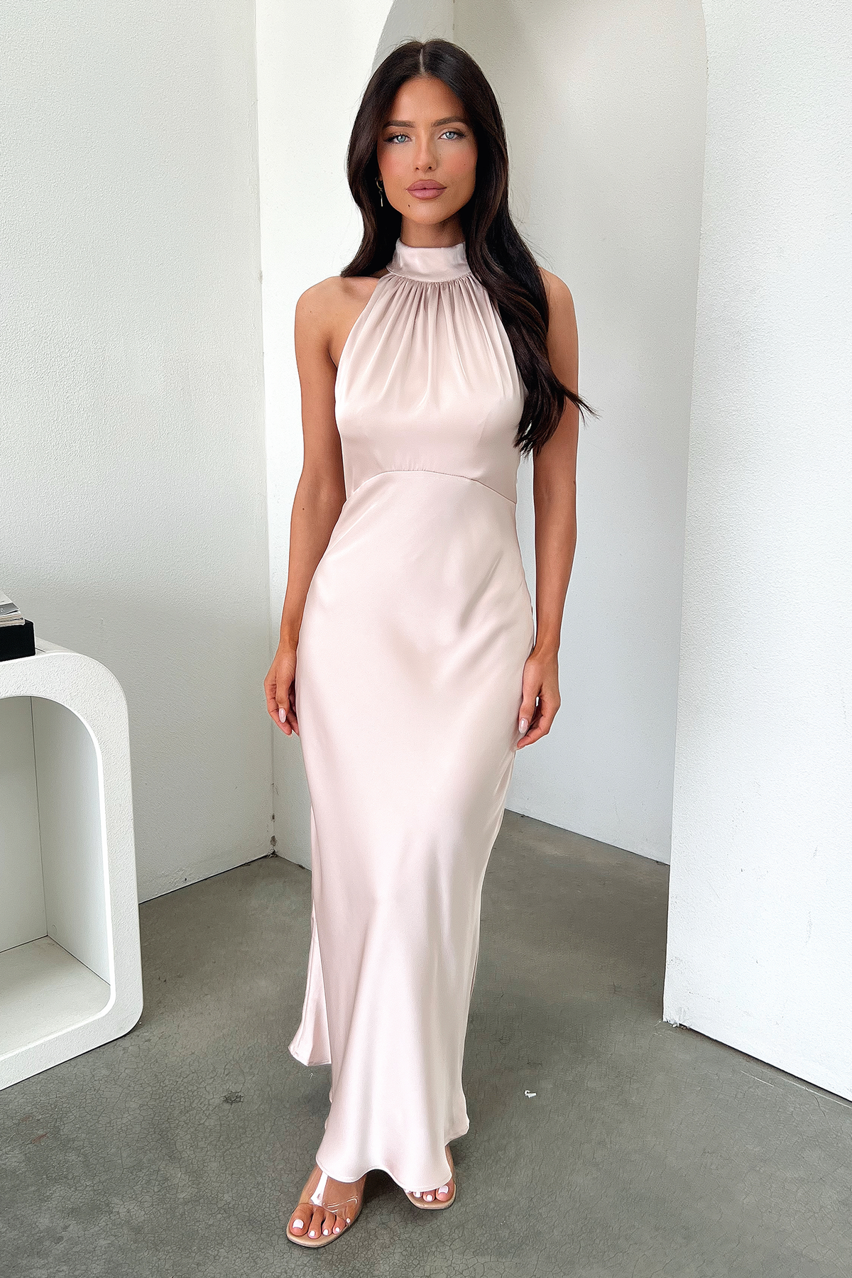 Daphne High Neck Maxi Dress - Champán